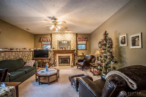 1360 Maple Leaf Ct, Sidney, OH 45365 photo 15