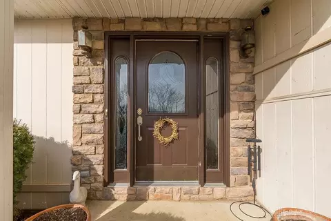 1360 Maple Leaf Ct, Sidney, OH 45365 photo 4