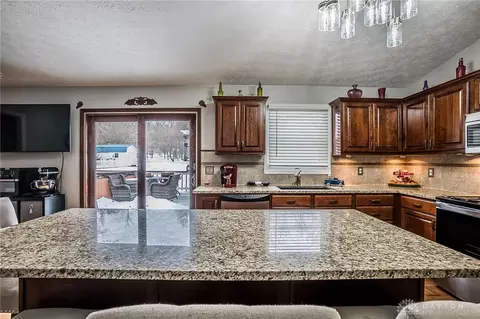 259 Willow Rd, Springfield, OH 45502 photo 12