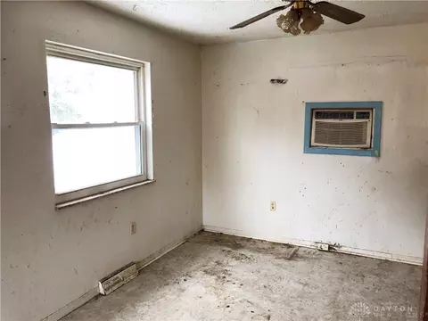 3075 Percy Ave, Cincinnati, OH 45211 photo 5