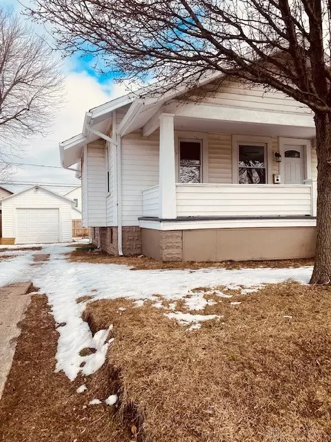 1704 W North St, Springfield, OH 45504 photo 3