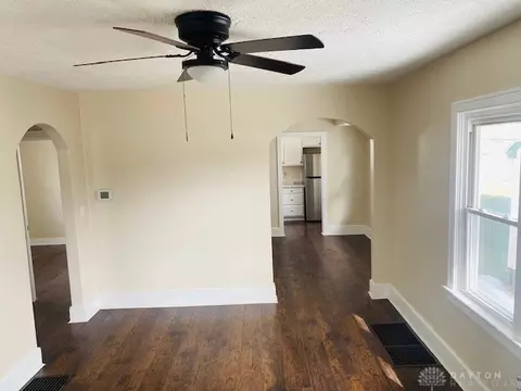 1704 W North St, Springfield, OH 45504 photo 5