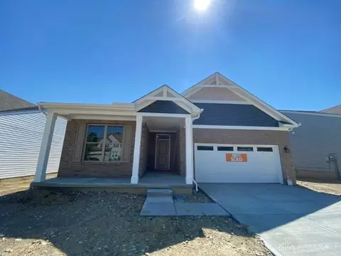 2126 Pine Valley Dr, Hamilton, OH 45013 photo 1