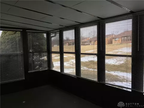 2930 Avery Cir, Springfield, OH 45503 photo 13