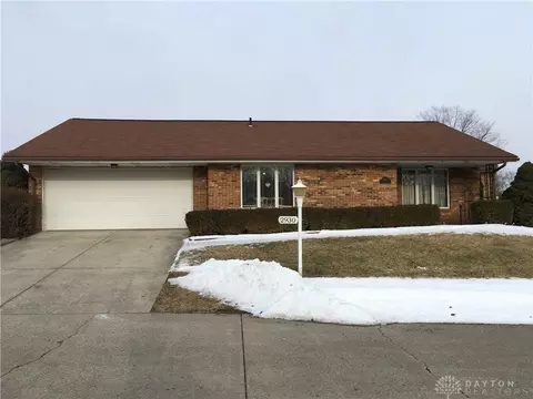 2930 Avery Cir, Springfield, OH 45503 photo 2