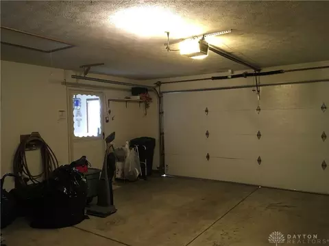 2930 Avery Cir, Springfield, OH 45503 photo 14