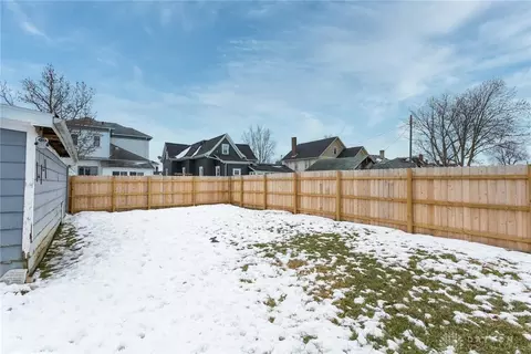 237 University St, Covington, OH 45318 photo 9