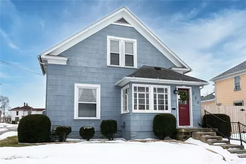 237 University St, Covington, OH 45318 photo 1