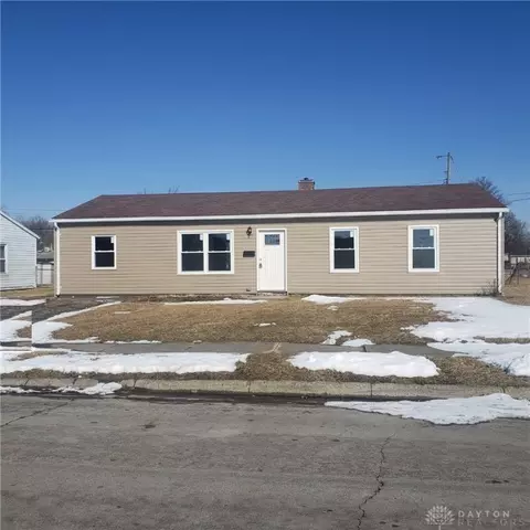 2018 Gerald Dr, Springfield, OH 45505 photo 1