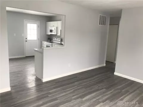 2018 Gerald Dr, Springfield, OH 45505 photo 5