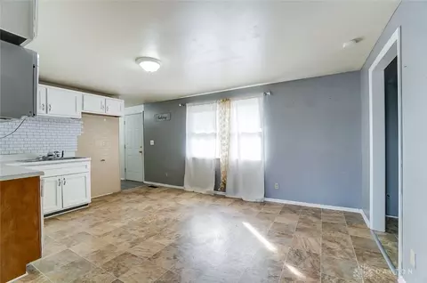 1433 Attleboro Ave, Springfield, OH 45503 photo 9