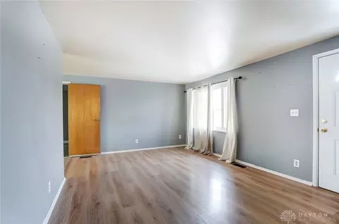 1433 Attleboro Ave, Springfield, OH 45503 photo 5