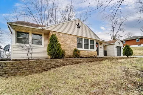 187 E Bryant Ave, Franklin, OH 45005 photo 3