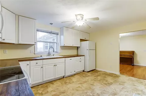 1011 Torrence Dr, Springfield, OH 45503 photo 14