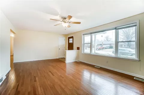 1011 Torrence Dr, Springfield, OH 45503 photo 5