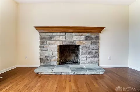 1011 Torrence Dr, Springfield, OH 45503 photo 7