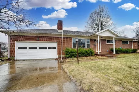1011 Torrence Dr, Springfield, OH 45503 photo 2