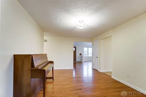 1011 Torrence Dr, Springfield, OH 45503 photo 9