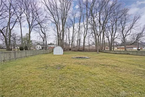 4785 Castleton Dr, Fairfield, OH 45014 photo 4