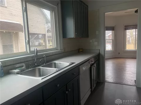 708 E Cecil St, Springfield, OH 45503 photo 15