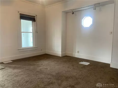 708 E Cecil St, Springfield, OH 45503 photo 9