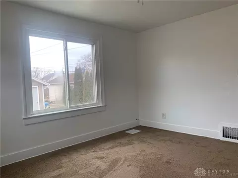 708 E Cecil St, Springfield, OH 45503 photo 21