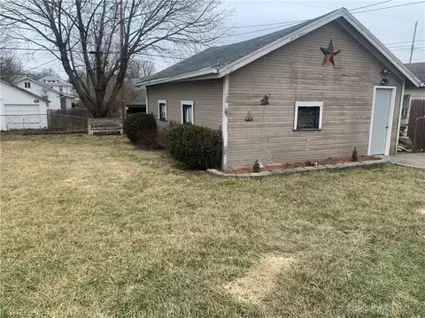 708 E Cecil St, Springfield, OH 45503 photo 5