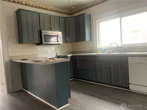 708 E Cecil St, Springfield, OH 45503 photo 14