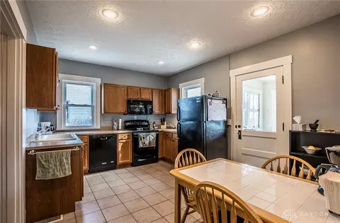 714 E Main St, Troy, OH 45373 photo 27