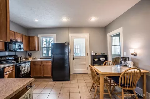 714 E Main St, Troy, OH 45373 photo 22