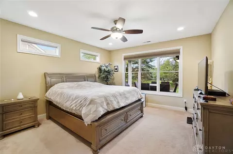 95 Harbour Dr, Springboro, OH 45066 photo 8