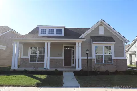 5028 Pepperwell Cir #82, Sugarcreek Township, OH 45440