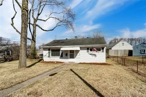 2020 Sweetbriar Ln, Springfield, OH 45505 photo 2