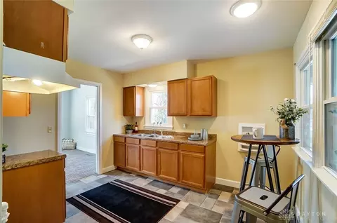 2020 Sweetbriar Ln, Springfield, OH 45505 photo 9