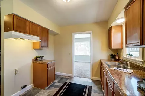 2020 Sweetbriar Ln, Springfield, OH 45505 photo 12