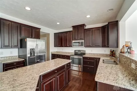 1409 Artesian Ln, Fairborn, OH 45324 photo 15