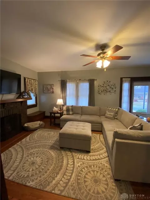 129 E Roseland Ave, Springfield, OH 45503 photo 2