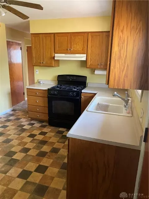 3101 Heide Rd, Springfield, OH 45506 photo 6