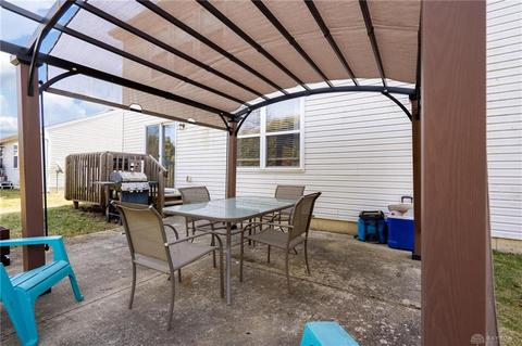 2247 Patterson Ln, Troy, OH 45373 photo 6