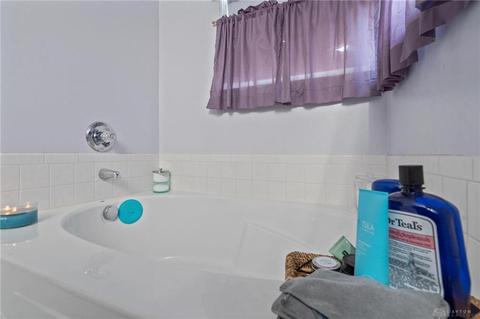 2247 Patterson Ln, Troy, OH 45373 photo 40