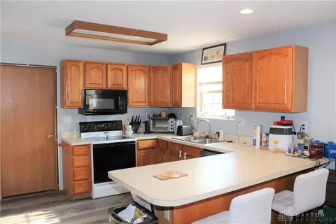 2528 Warrendale Ave, Dayton, OH 45404 photo 4