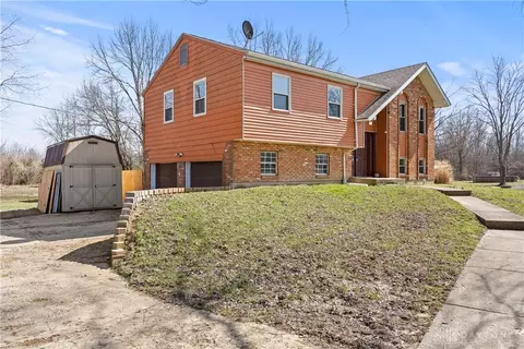 7316 Templin Rd, Blanchester, OH 45107 photo 3