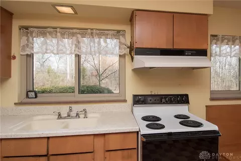 4477 E Centerville Rd, Spring Valley, OH 45370 photo 14