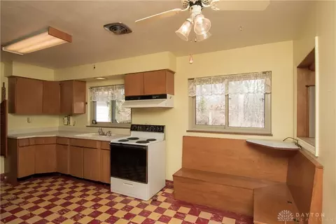 4477 E Centerville Rd, Spring Valley, OH 45370 photo 11