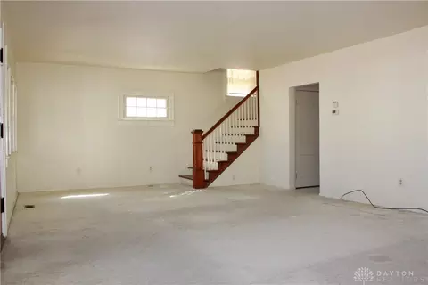 127 Hampton Pl, Springfield, OH 45504 photo 8