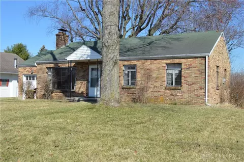 734 E Walnut St, Covington, OH 45318 photo 2