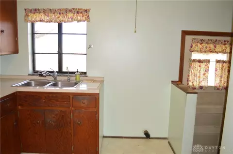 734 E Walnut St, Covington, OH 45318 photo 16