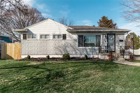 5515 Bayside Dr, Dayton, OH 45431 photo 1
