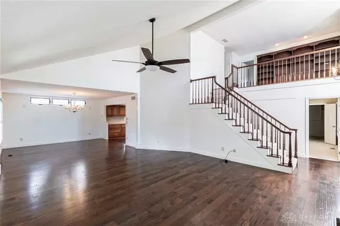 7245 Whitetail Trl, Dayton, OH 45459 photo 4