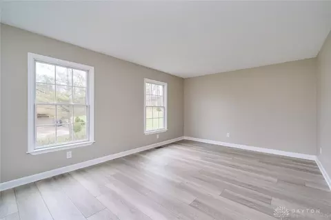 537 Tollhouse Rd, Springfield, OH 45504 photo 8